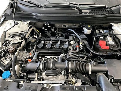 Used 2022 Honda Accord Sport image 11