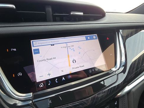 Used 2025 Cadillac XT6 Premium Luxury FWD image 24