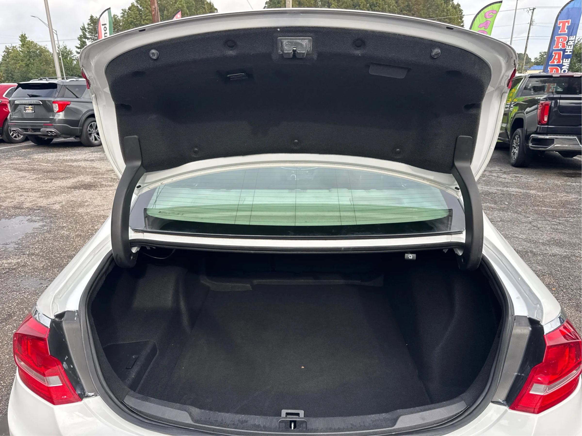 Used 2019 Buick LaCrosse Essence w/ Sun and Shade Package AWD/4WD image 13