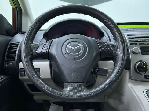 Used 2010 MAZDA MAZDA5 Sport image 19