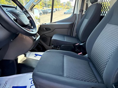 Used 2024 Ford Transit 250 T-250 130 Low Rf 9070 GVWR RW w/ Exterior Upgrade Package image 15