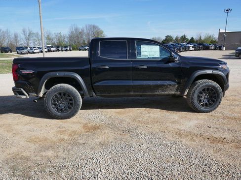 New 2026 Chevrolet Colorado Trail Boss AWD/4WD image 3