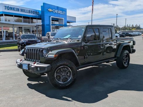 Used 2023 Jeep Gladiator Rubicon w/ LED Lighting Group image 2