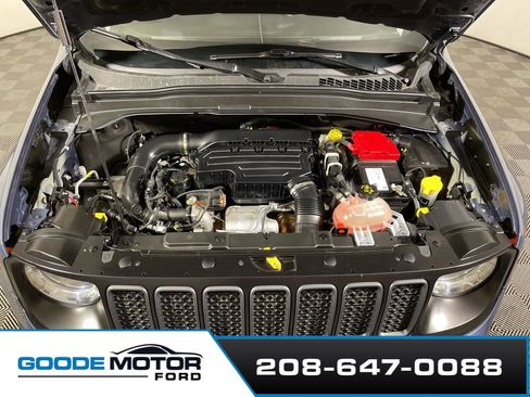 Used 2022 Jeep Renegade Trailhawk image 25