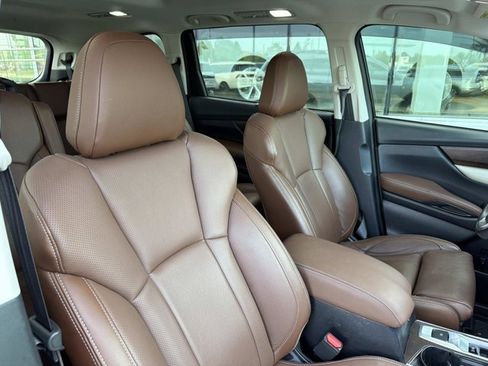 Used 2022 Subaru Ascent Touring AWD/4WD image 17