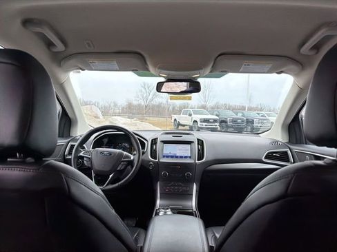 Used 2020 Ford Edge SEL w/ Cold Weather Package image 16