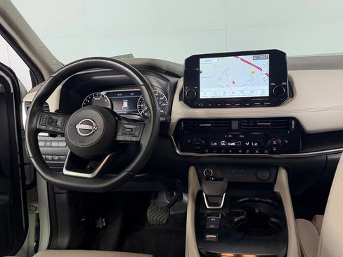 Used 2023 Nissan Rogue SL w/ SL Premium Package FWD image 13