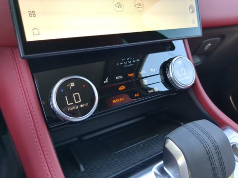 New 2026 Jaguar F-PACE R-Dynamic S image 21