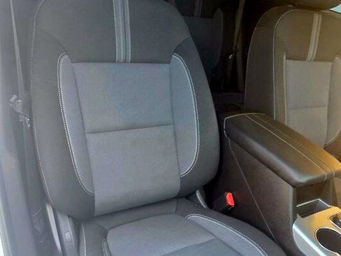 Used 2024 Chevrolet Blazer LT w/ Convenience Package AWD/4WD image 11