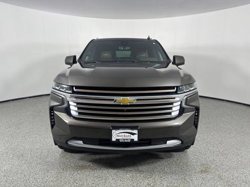 Used 2021 Chevrolet Tahoe High Country w/ Premium Package AWD/4WD image 16
