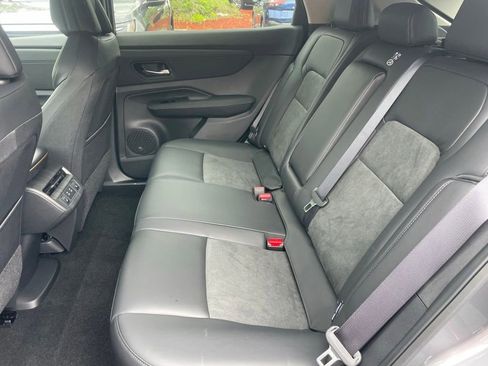 Certified 2025 Nissan Ariya AWD image 15