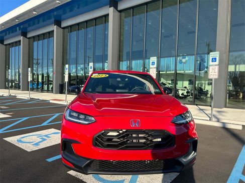 Certified 2023 Honda HR-V Sport image 27