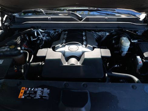 Used 2017 Cadillac Escalade ESV Platinum image 59