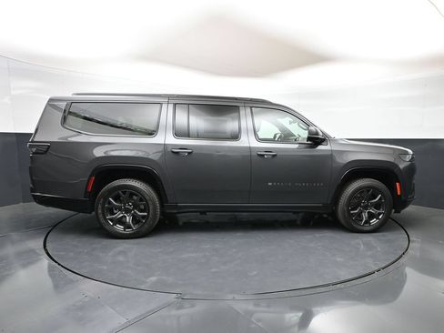 New 2026 Jeep Grand Wagoneer L Limited w/ Premium Group II AWD/4WD image 35