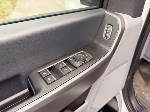 Used 2025 Ford F350 XLT AWD/4WD image 19