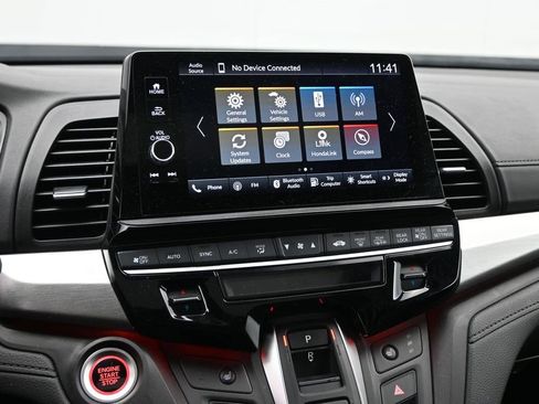 Used 2025 Honda Odyssey Sport-L image 13