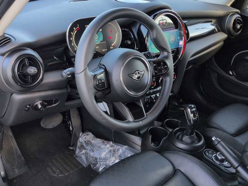 Certified 2023 MINI Cooper S w/ Signature Upholstery Package image 15