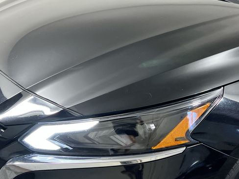 Used 2023 Nissan Altima 2.5 SV FWD image 11