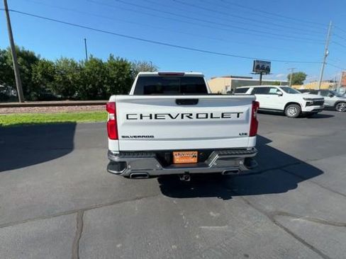 Used 2022 Chevrolet Silverado 1500 LTZ AWD/4WD image 7