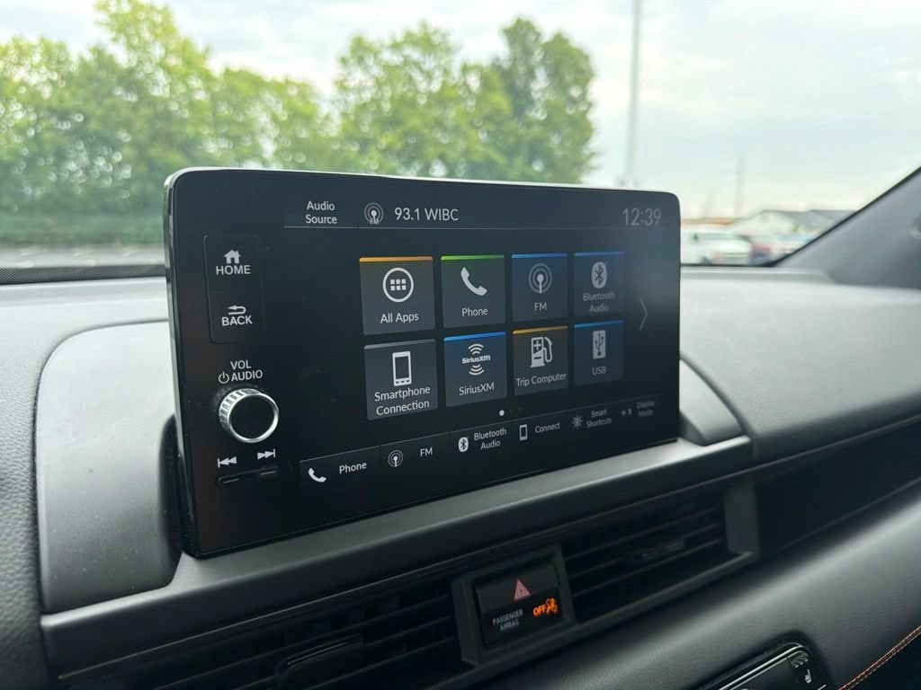 Certified 2025 Honda Pilot TrailSport image 32