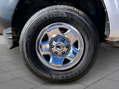 Used 2021 Toyota Tacoma SR image 9