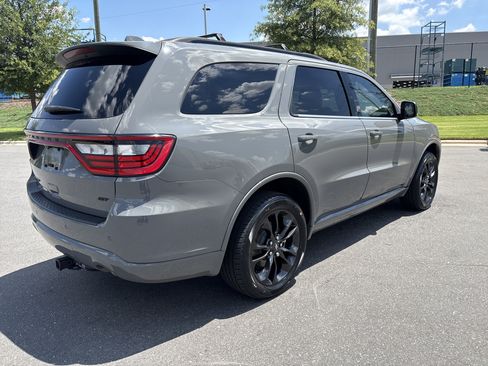 Used 2022 Dodge Durango GT AWD/4WD image 9
