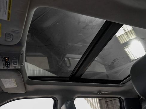 Used 2022 Ford F350 Limited image 23