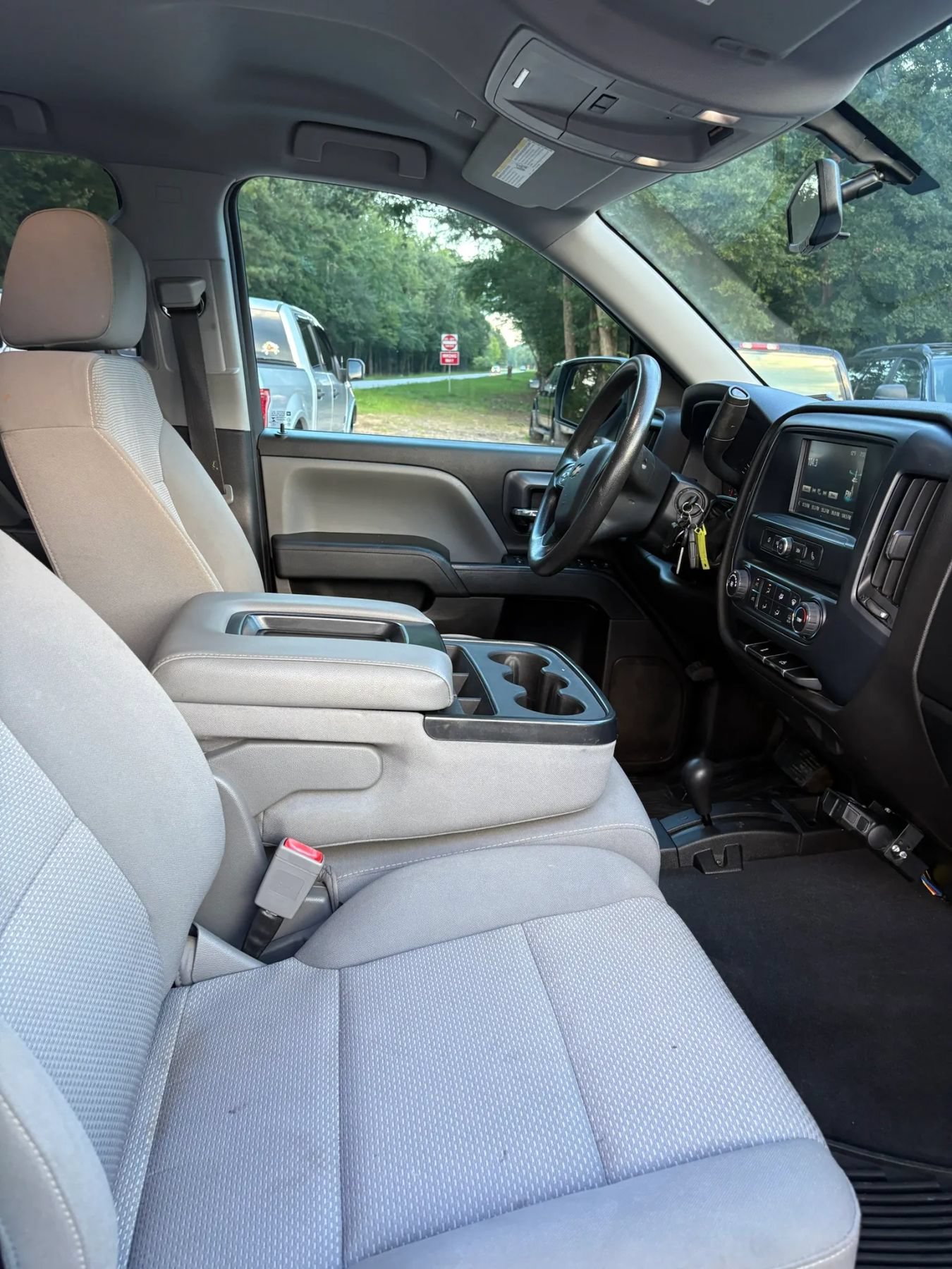 Used 2019 Chevrolet Silverado 1500 Custom w/ Custom Convenience Package AWD/4WD image 30