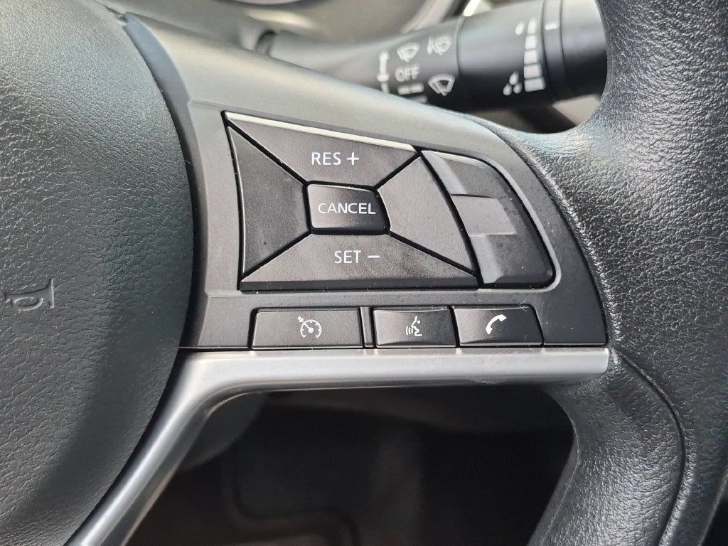 Used 2025 Nissan Altima 2.5 SV AWD/4WD image 21