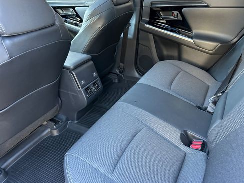 Used 2025 Toyota bZ4X AWD image 14