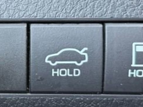 Used 2019 Toyota Camry LE FWD image 23