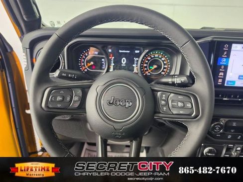 New 2026 Jeep Gladiator Mojave AWD/4WD image 16