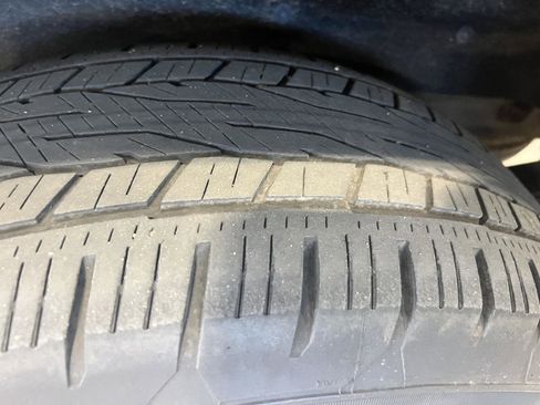 Used 2019 GMC Sierra 1500 SLT image 9