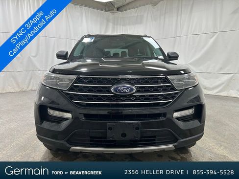 Used 2022 Ford Explorer XLT w/ Equipment Group 202A image 8