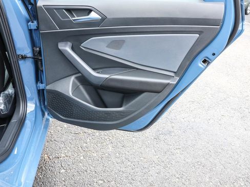 New 2026 Volkswagen Jetta SE FWD image 39