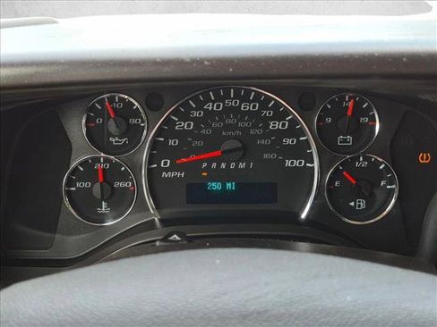 Used 2019 Chevrolet Express 3500 LT w/ LT Preferred Equipment Group RWD image 11
