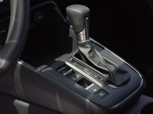 Used 2023 Honda CR-V EX image 9