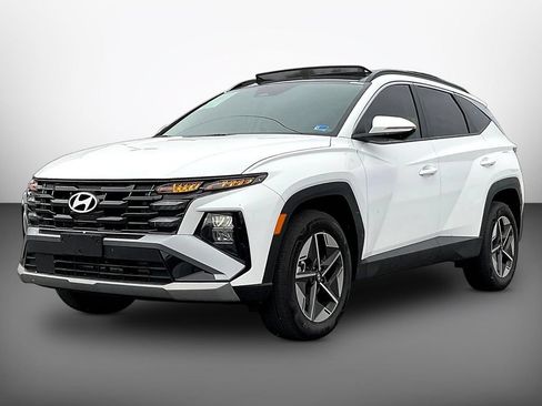 Used 2025 Hyundai Tucson SEL AWD/4WD image 3
