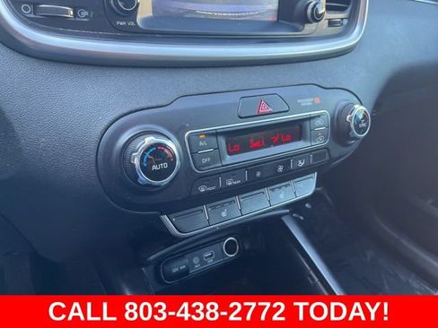 Used 2020 Kia Sorento LX w/ LX I4 Convenience Package AWD/4WD image 22