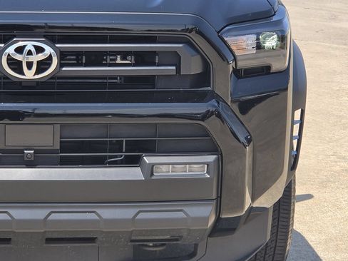 Used 2025 Toyota 4Runner SR5 RWD image 4
