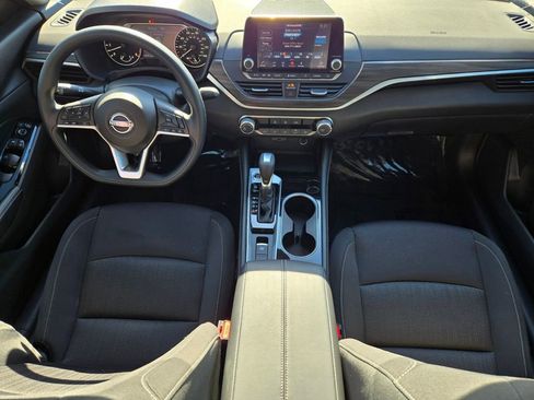 Certified 2023 Nissan Altima 2.5 SV image 15
