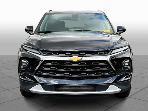 Used 2023 Chevrolet Blazer LT w/ Convenience Package FWD image 4