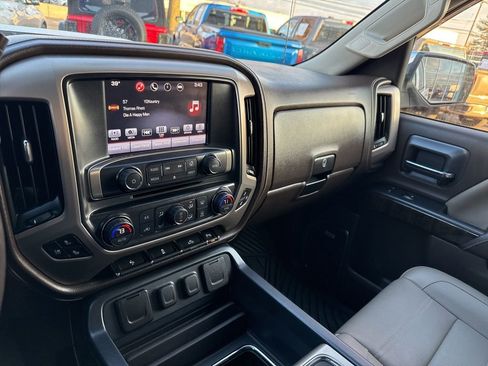 Used 2016 GMC Sierra 2500 Denali image 45