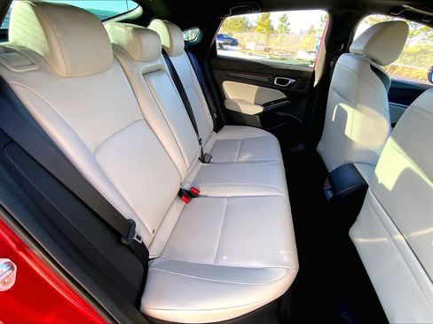 Used 2024 Acura Integra A-Spec image 18