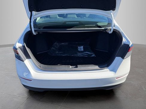 New 2025 Honda Accord SE image 8