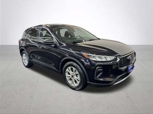 Used 2024 Ford Escape Active FWD image 10