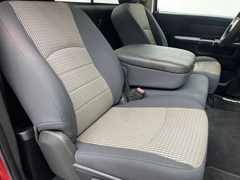 Used 2011 RAM 1500 Express AWD/4WD image 19