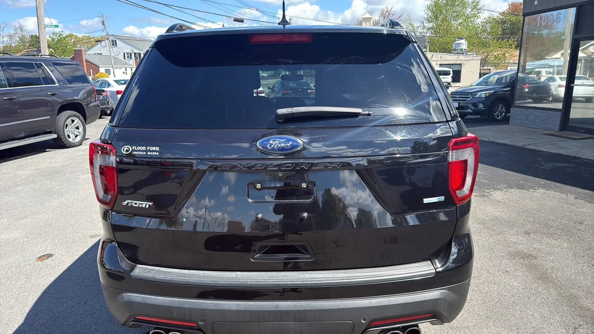 Used 2019 Ford Explorer Sport AWD/4WD image 6
