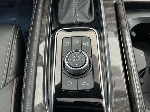 Used 2022 Nissan Armada Platinum w/ Captain's Chairs Package image 38