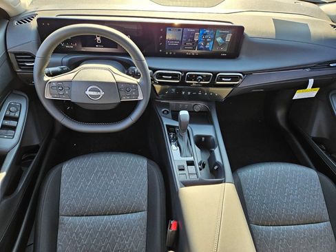 New 2026 Nissan Sentra SV w/ SV Convenience Package FWD image 6